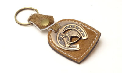 Llavero "Pelo con Medalla". LLA 04