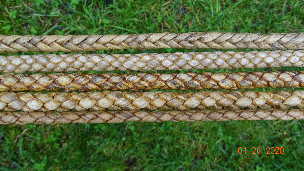 Detalle de lazos trenzados